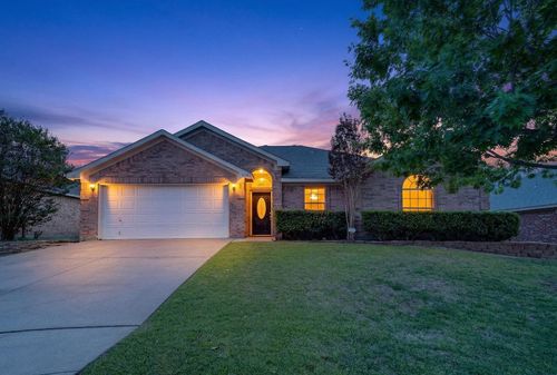 628 Dover Heights Trl, Mansfield, TX, 76063-2860 | Card Image