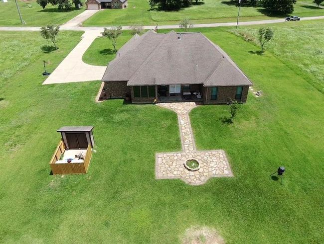 1549 Frontier Trl, House other with 4 bedrooms, 2 bathrooms and 2 parking in Angleton TX | Image 30