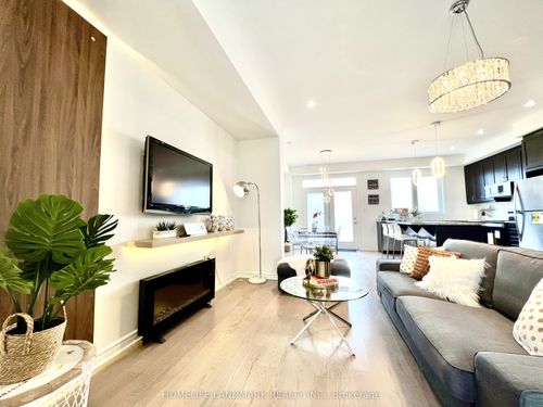 1400 Kaniv St, Oakville, ON, L6M5P3 | Card Image