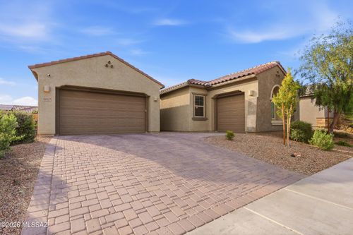 10937 N Ledge Stone Dr, Oro Valley, AZ, 85742-0065 | Card Image