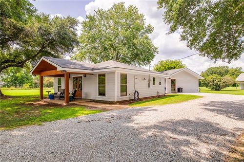 1391 Highway 457, Lecompte, LA, 71346-8734 | Card Image
