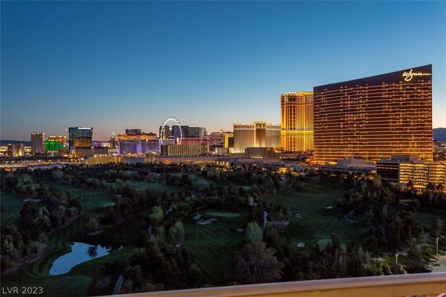 1201 - 360 E Desert Inn Rd, Condo with 2 bedrooms, 3 bathrooms and null parking in Las Vegas NV | Image 30