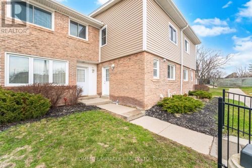 20-50 Westmount Road, Kitchener, ON, N2M1R5 | Card Image
