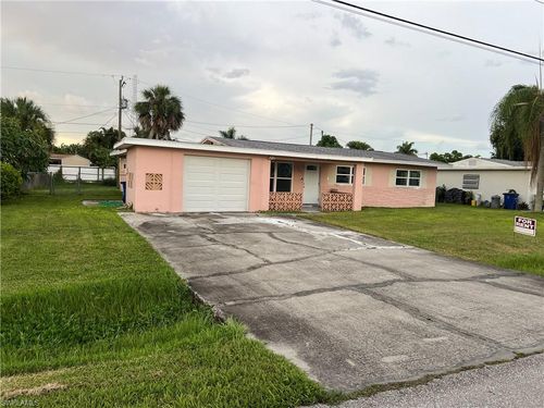 160 Brooks Rd, North Fort Myers, FL, 33917-4105 | Card Image