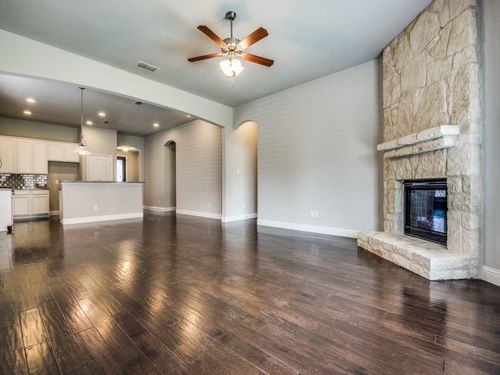 812 Llano Falls Dr, Mckinney, TX, 75071-3544 | Card Image