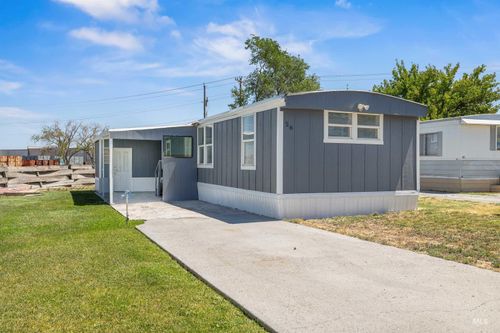 26-33 Manor Dr, Buhl, ID, 83316-1338 | Card Image