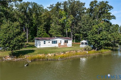 529 Morattico Creek Rd, Farnham, VA, 22460-2012 | Card Image