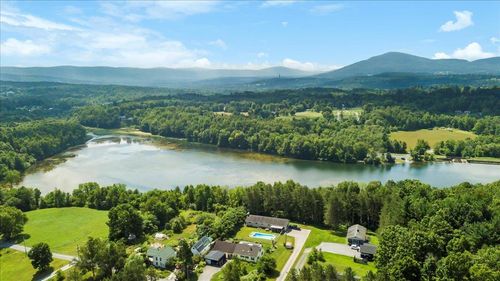 100 Mccarthy Acres, North Bennington, VT, 05257-9185 | Card Image