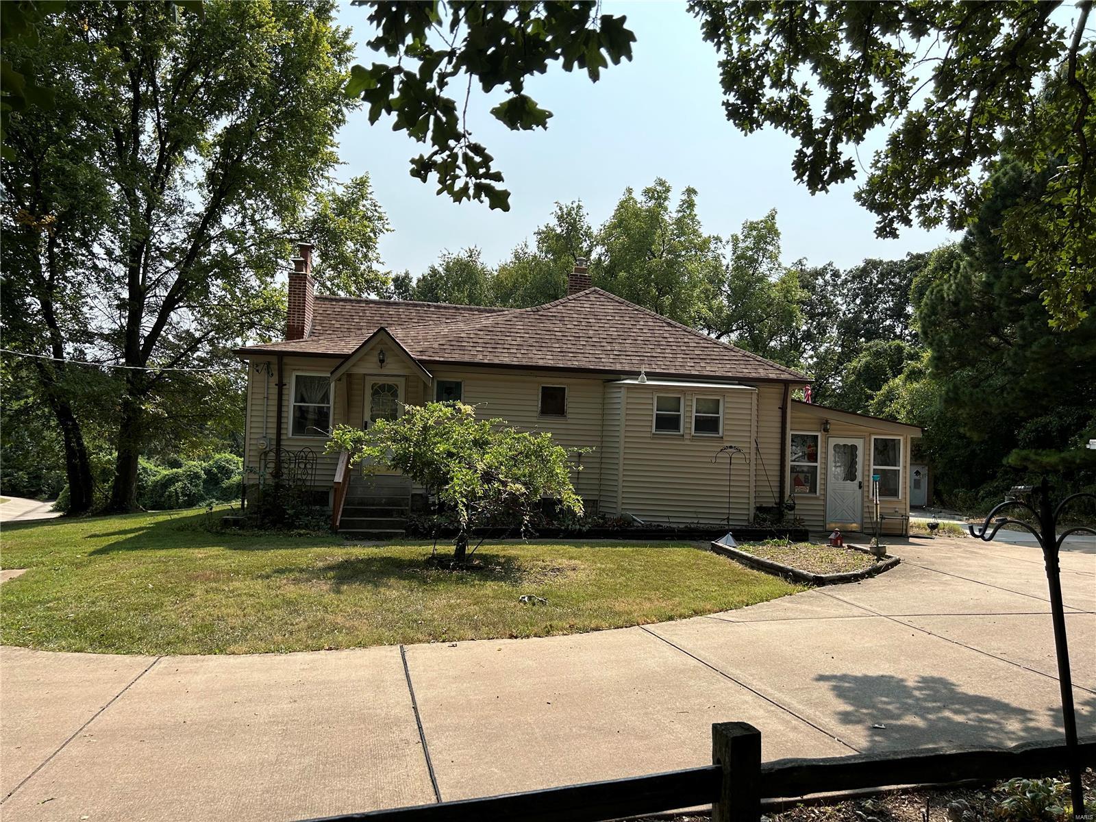 Elizabeth Ave, Saint Louis, MO 63135