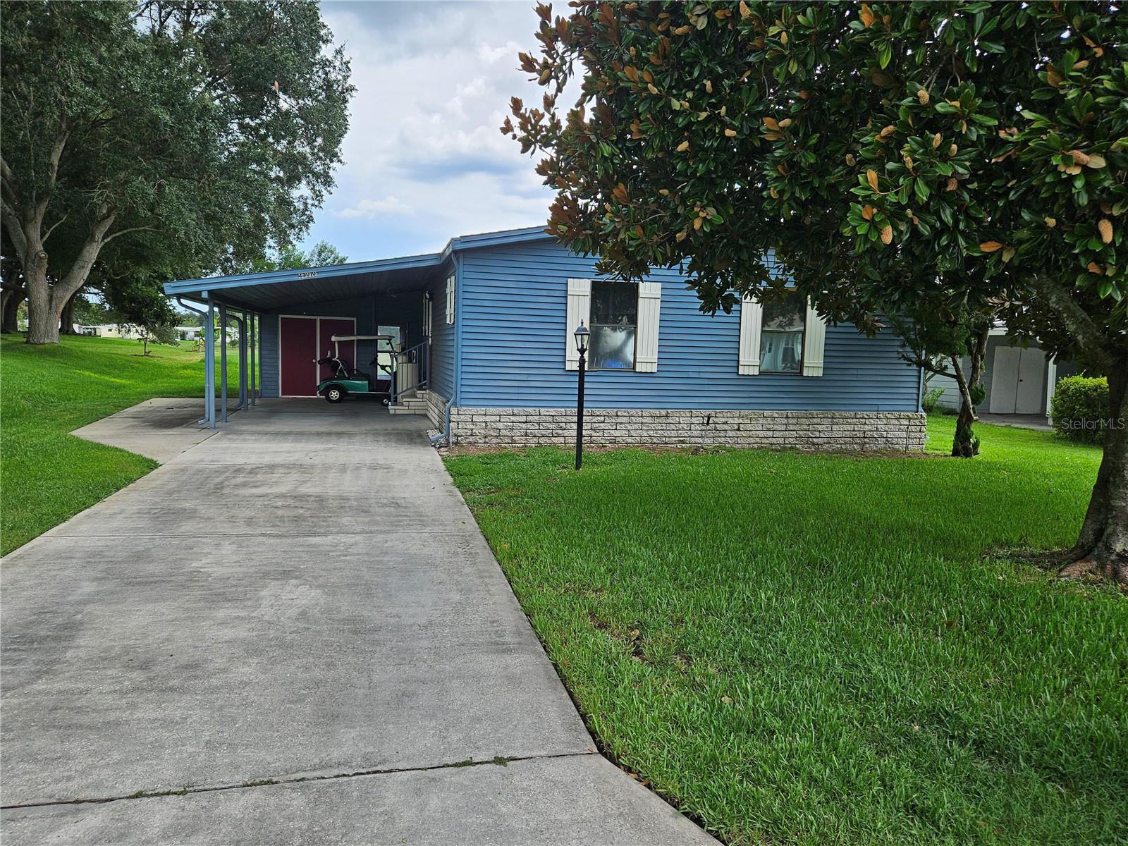 Pine Hl, Leesburg, FL 34748