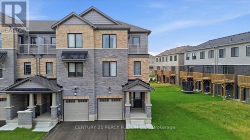 1 Greig St, Brantford, ON, N3T0Y4 | Card Image
