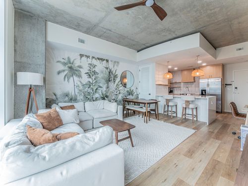 1018-360 Nueces St, Austin, TX, 78701-4197 | Card Image