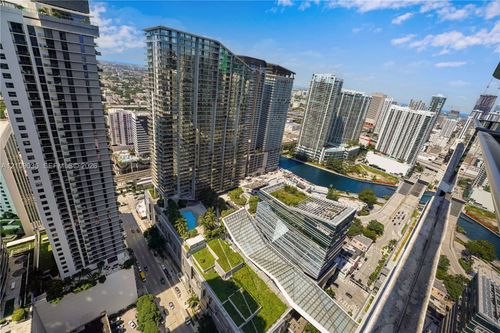 4410-801 S Miami Ave, Miami, FL, 33130-4542 | Card Image