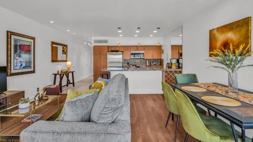 unit-202-1655 E Palm Canyon Dr, Palm Springs, CA, 92264-9150 | Card Image