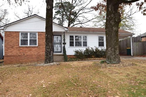 5917 Lee Ave, Little Rock, AR, 72205-3325 | Card Image