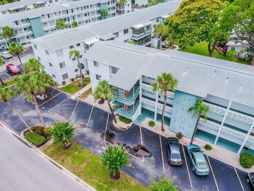 e21-1815 Sunny Dr, BRADENTON, FL, 34207-4562 | Card Image