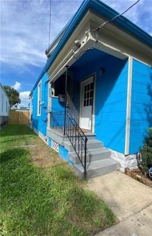 8013 Green St, New Orleans, LA, 70118-4118 | Card Image