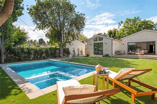 5444 Morella Ave, Valley Village, CA, 91607-2210 | Card Image