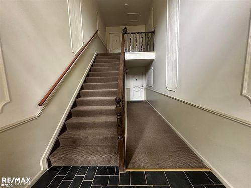 apt-31-2449 #31 Mulberry Sq, Bloomfield Hills, MI, 48302-0664 | Card Image
