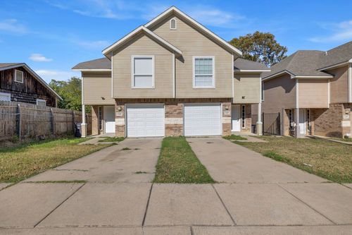 1205 E Powell Ave, Fort Worth, TX, 76104-6104 | Card Image