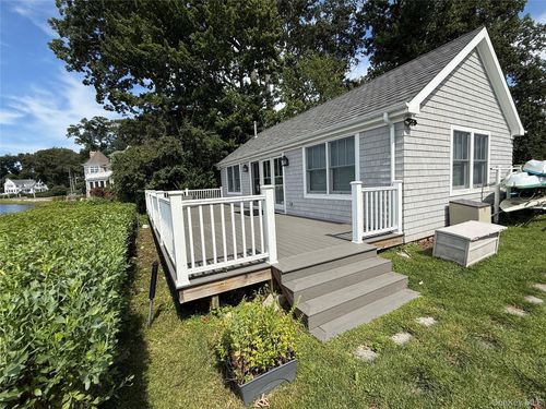 167 E Shore Rd, Halesite, NY, 11743-1128 | Card Image