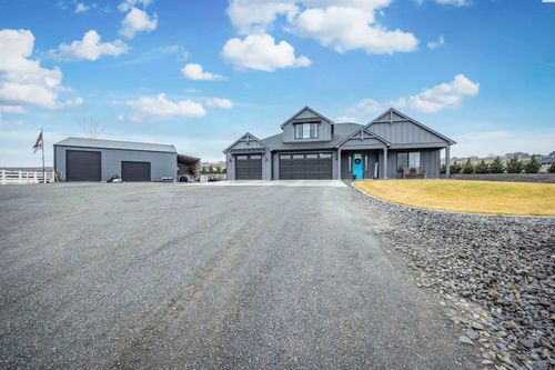 12204 S Sira Pr Se, Kennewick, WA, 99338-8010 | Card Image