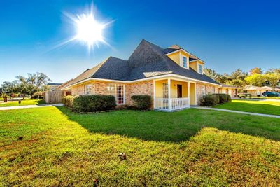 410 Summerfield Dr, House other with 4 bedrooms, 2 bathrooms and null parking in Houma LA | Image 2