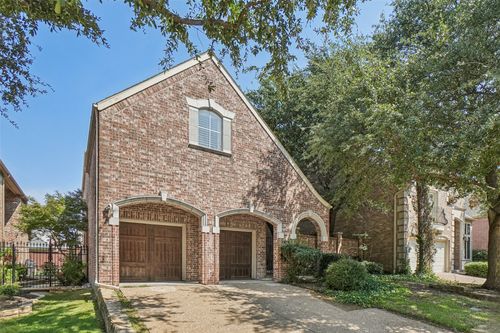 36 Clear Pond Dr, Frisco, TX, 75034-8581 | Card Image