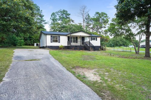 16 Lincoln Ln, Cameron, NC, 28326-9033 | Card Image