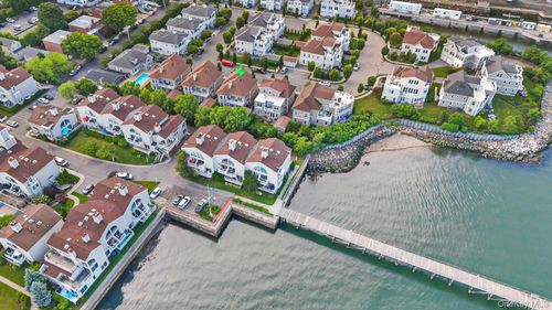 51 Island Point, New York, NY, 10464 | Card Image