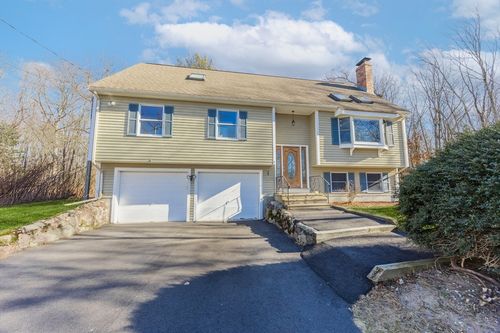 5 Arthur Collins Cir, North Attleboro, MA, 02760-2836 | Card Image