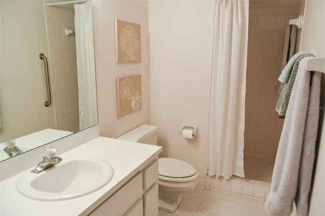 111 - 111 E Cypress Ct, Condo with 2 bedrooms, 2 bathrooms and null parking in OLDSMAR FL | Image 15