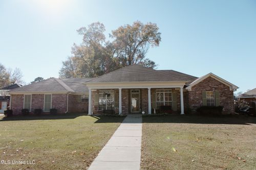 311 Longleaf Dr, Flowood, MS, 39232-8347 | Card Image