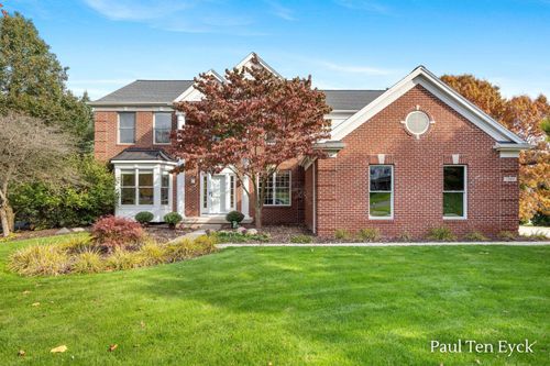 7069 Maplecrest Drive Se, Cascade Charter Township, MI, 49546 | Card Image