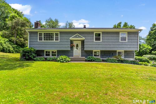 12 Quaker Ridge Rd, Bethel, CT, 06801-1249 | Card Image