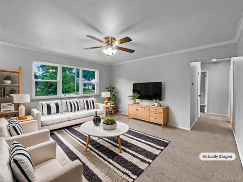 23720 Glenbrook St, Saint Clair Shores, MI, 48082-2502 | Card Image