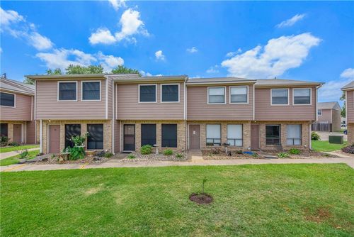 apt-23-2807 Wildflower Dr, Bryan, TX, 77802-3044 | Card Image