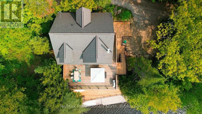1024 Albert Lane E, House other with 5 bedrooms, 3 bathrooms and 3 parking in Algonquin Highlands (Sherborne) ON | Image 4