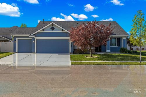 6085 E Mayfield Dr, Nampa, ID, 83687-5493 | Card Image