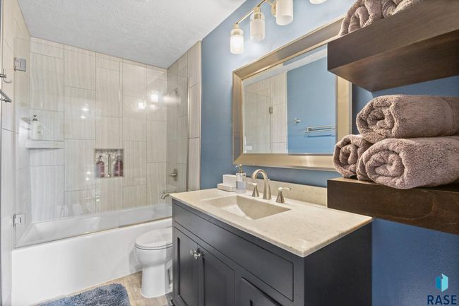 4513 S Southridge Dr, House other with 4 bedrooms, 4 bathrooms and null parking in Sioux Falls SD | Image 31