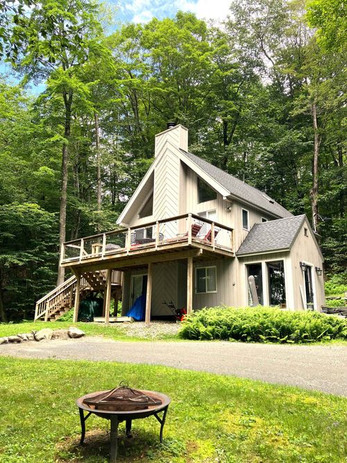 a89-22 Lower Howes Rd, Wilmington, VT, 05363 | Card Image
