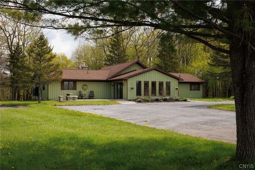 24984 State Route 12, Watertown, NY, 13601-5709 | Card Image