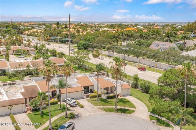 443 Hawthorne Ct, Townhouse with 2 bedrooms, 2 bathrooms and null parking in Indian Harbour Beach FL | Image 37
