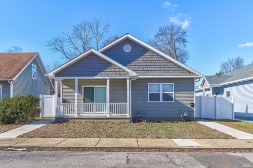 1211 Culver Dr, Evansville, IN, 47713-1443 | Card Image