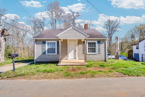 108 Swindell St, Sparta, TN, 38583-1643 | Card Image