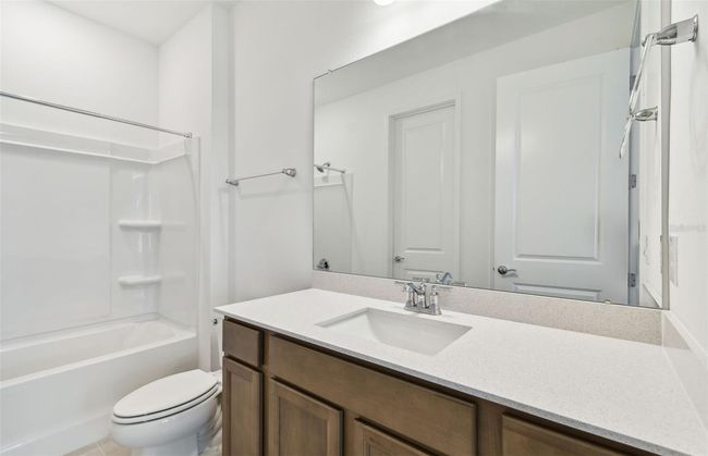 Bathroom 2 | Image 15