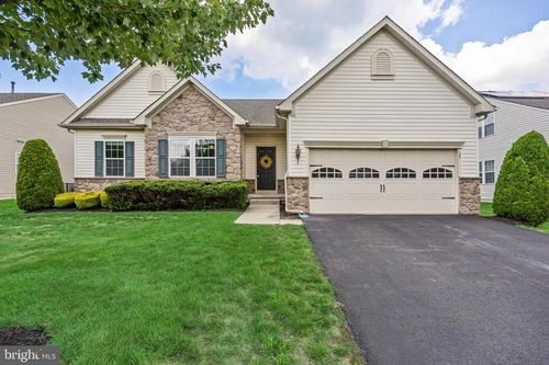 29 Applegate Dr, Florence, NJ, 08518-4017 | Card Image