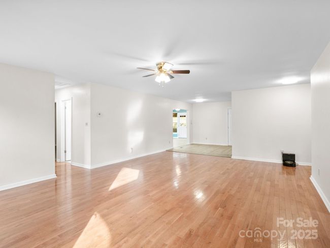 10 Shawn Dr, House other with 3 bedrooms, 2 bathrooms and null parking in Etowah NC | Image 8