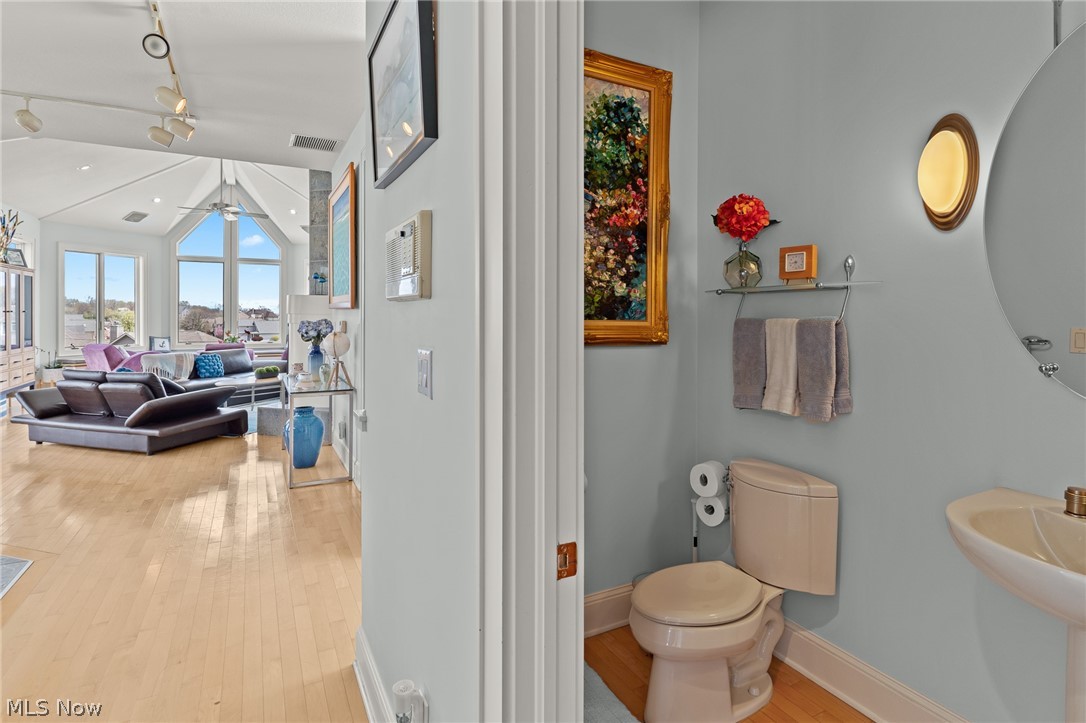Residential in Lakeside Marblehead 4