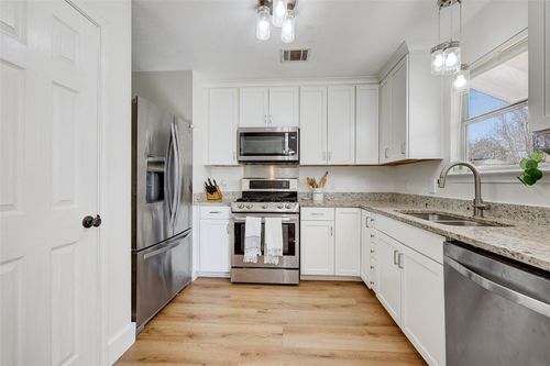1106 Bohica Way, Cedar Park, TX, 78613-7107 | Card Image